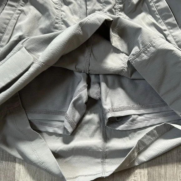 Athleta Trekkie Skort Sz 4 - Picture 8 of 10